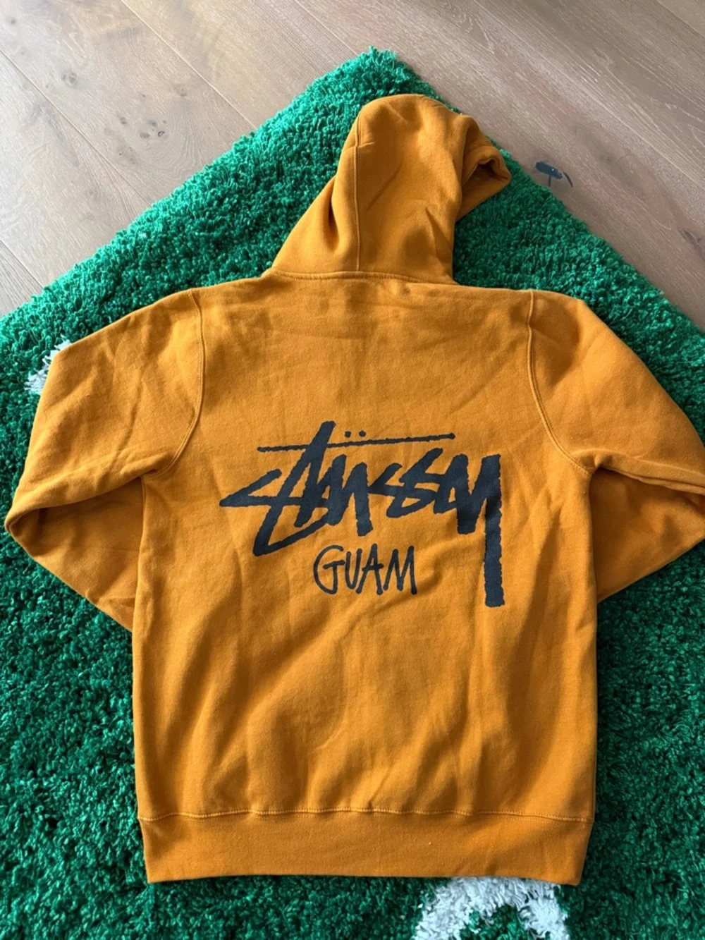 New Stussy Mustard Zip-Up Hoodie Guam Chapter Size Medium - Picture 4 of 4